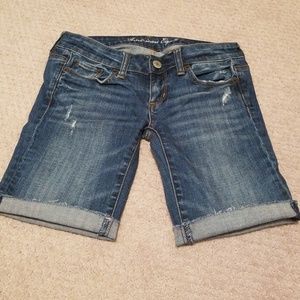 American Eagle Bermuda Shorts